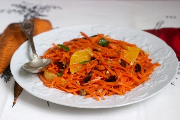 Vitamin salad with carrots, prunes and orange is a simple and delicious recipe, how to cook step by step