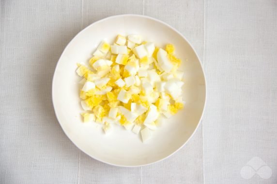 Crab salad without mayonnaise: photo of recipe preparation, step 1