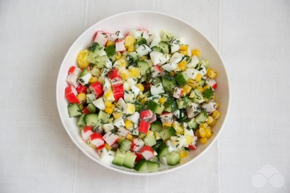 Crab salad without mayonnaise: photo of recipe preparation, step 3