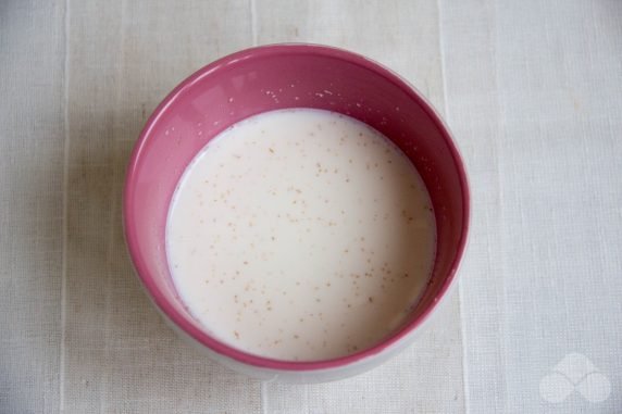 Lush cottage cheese casserole with semolina in the oven: photo of recipe preparation, step 2