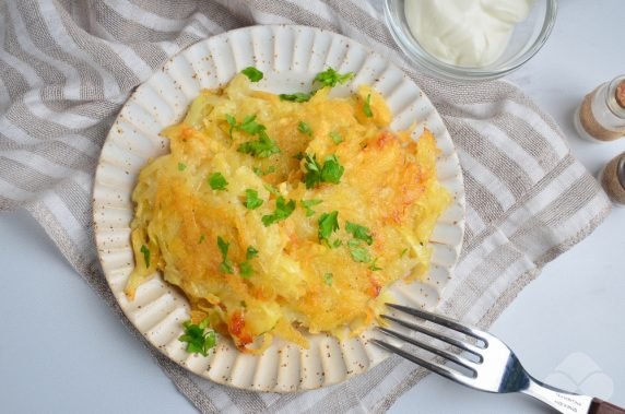 Potato pancakes: photo of recipe preparation, step 6