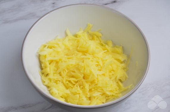 Potato pancakes: photo of recipe preparation, step 1