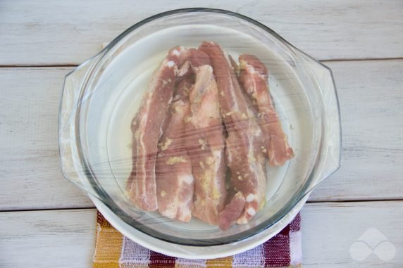 A simple recipe for pork ribs in the oven: photo of recipe preparation, step 5