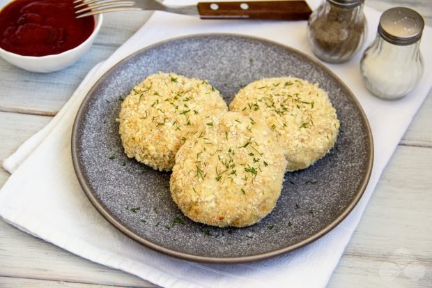 Breaded chicken cutlets in the oven – a simple and delicious recipe with photos (step by step)