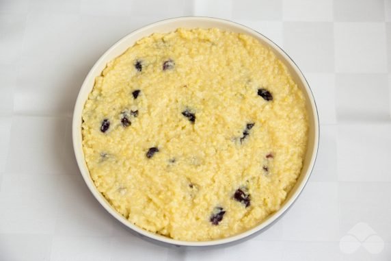 Millet casserole with raisins: photo of recipe preparation, step 4