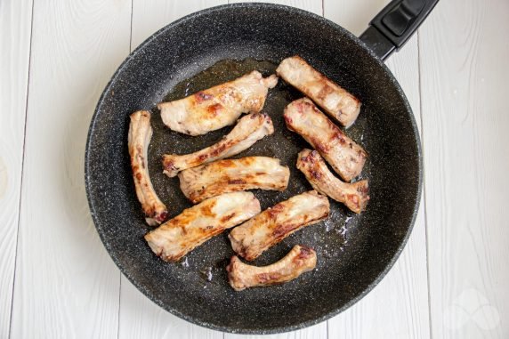 Pork ribs with buckwheat in the oven: photo of recipe preparation, step 1