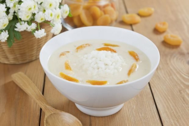 Milk soup with rice and dried apricots is a simple and delicious recipe, how to cook step by step