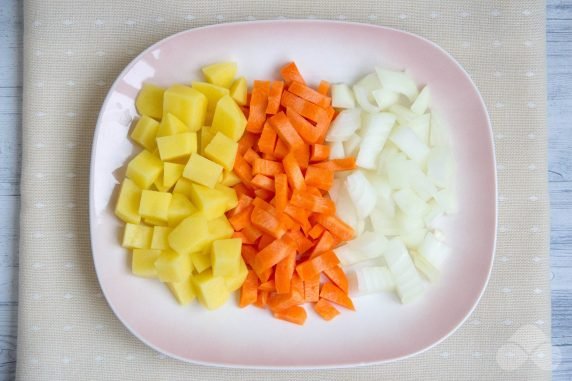 Vegetable stew with lamb and green peas: photo of recipe preparation, step 1