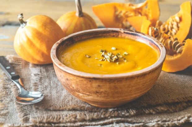 Pumpkin cream soup is a simple and delicious recipe, how to cook step by step