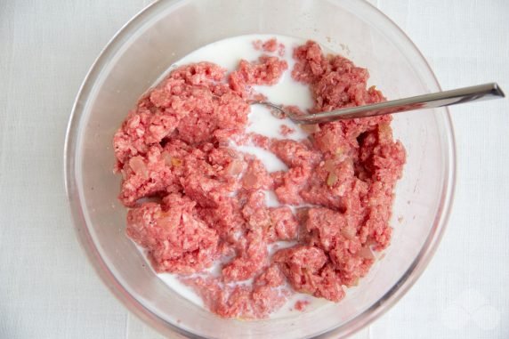 Cutlets with semolina: photo of recipe preparation, step 4