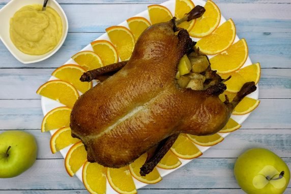 Soft and juicy duck in the oven: photo of recipe preparation, step 8