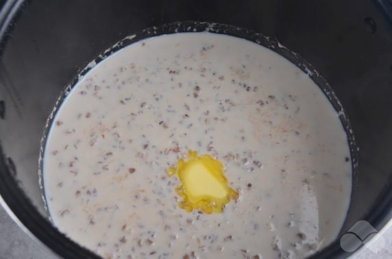 Buckwheat porridge with milk: photo of recipe preparation, step 3