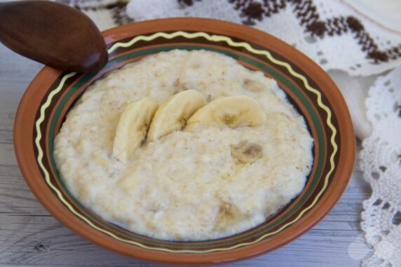 Oatmeal porridge with banana: photo of recipe preparation, step 7