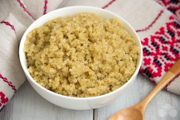 Quinoa in a slow cooker – a simple and delicious recipe with photos (step-by-step)