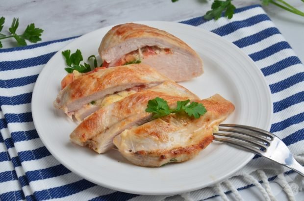 Stuffed chicken fillet with tomatoes and mozzarella – a simple and delicious recipe with photos (step by step)