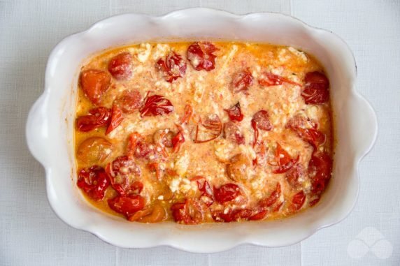 Pasta with baked tomatoes and feta: photo of recipe preparation, step 4