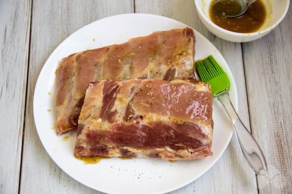 Pork ribs in honey mustard sauce in the oven: photo of recipe preparation, step 4