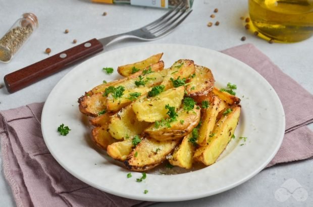 Rustic potatoes with parmesan – a simple and delicious recipe with photos (step by step)