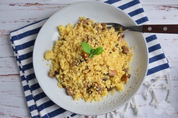 Bulgur with mushrooms and onions: photo of recipe preparation, step 6