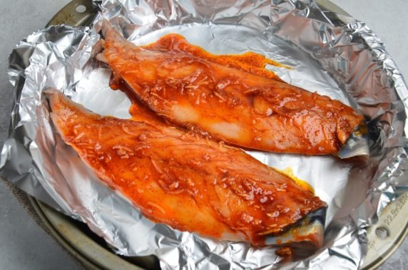 Mackerel fillet baked with garlic and paprika : photo of recipe preparation, step 3