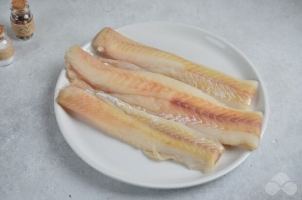 Pollock fillet in the oven: photo of recipe preparation, step 1