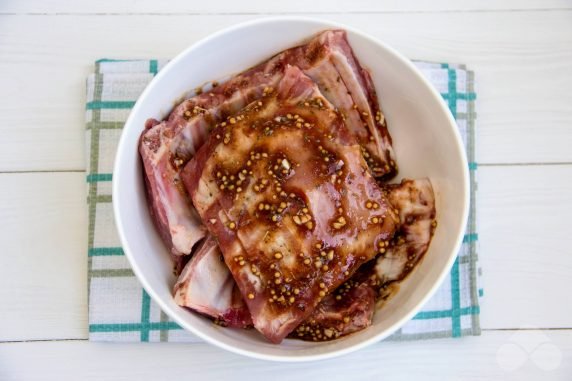 Pork ribs in the oven in the sleeve: photo of recipe preparation, step 2