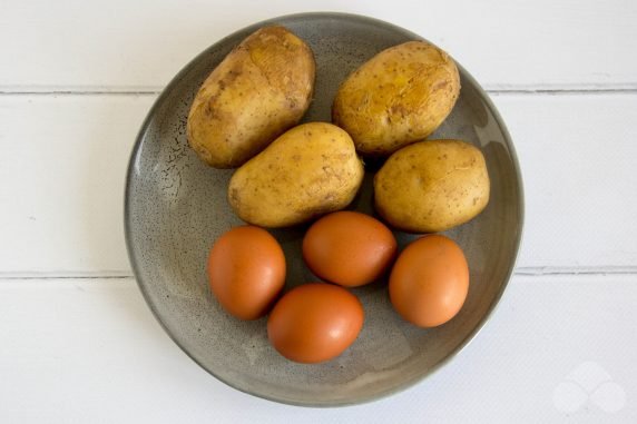 Okroshka with radish and kefir: photo of recipe preparation, step 1