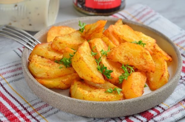 Rustic potatoes with paprika in the oven – a simple and delicious recipe with photos (step by step)