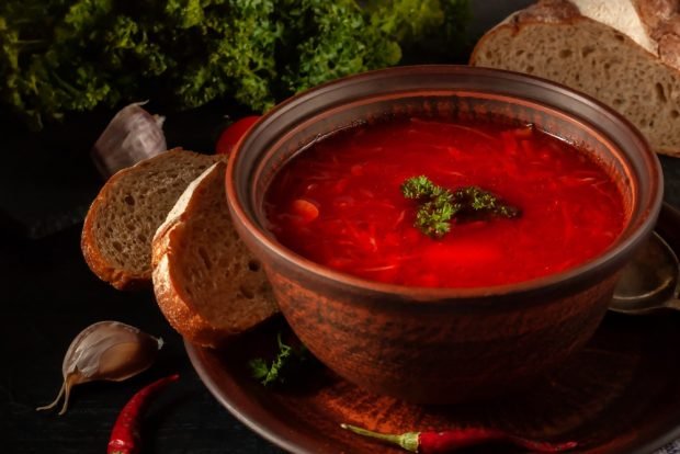 Ukrainian red borscht is a simple and delicious recipe, how to cook step by step