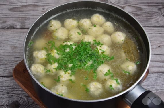 Soup with meatballs: photo of recipe preparation, step 7