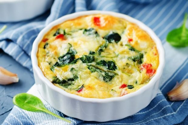 Baked omelet with spinach and bell pepper – a simple and delicious recipe, how to cook step by step