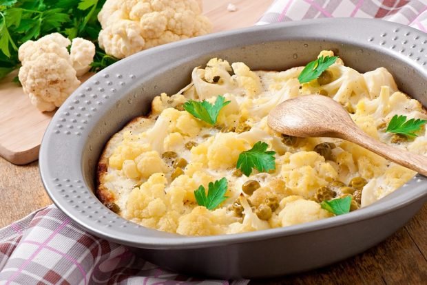 Cauliflower casserole with green peas is a simple and delicious recipe for cooking step by step