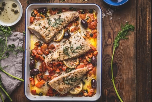 Baked cod with tomatoes and olives – a simple and delicious recipe, how to cook step by step