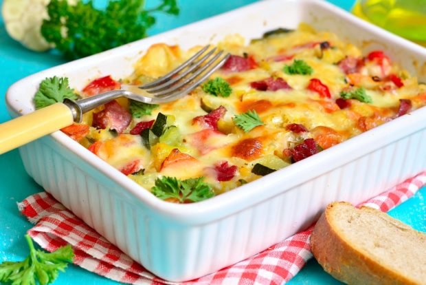 Zucchini casserole with vegetables and ham – a simple and delicious recipe, how to cook step by step