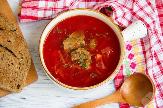 Red borscht: photo of recipe preparation, step 8