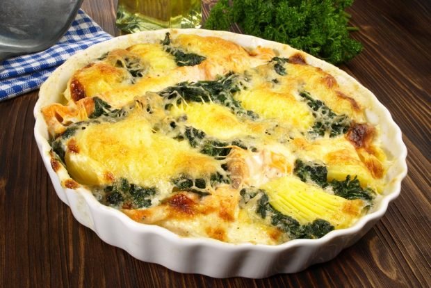 Potato casserole with spinach is a simple and delicious recipe, how to cook step by step