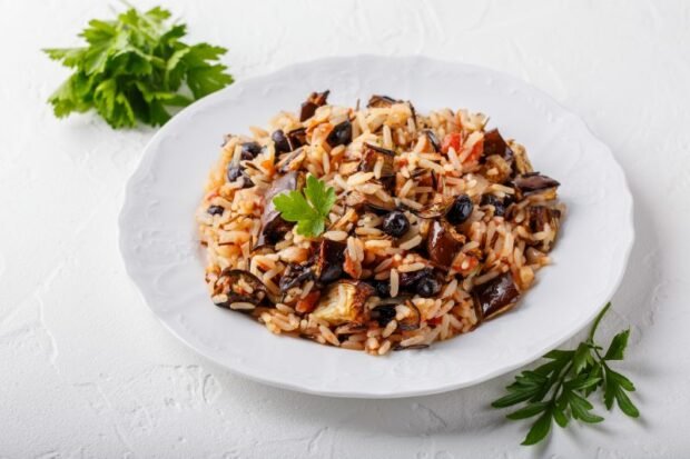 Pilaf with raisins and eggplant – a simple and delicious recipe, how to cook step by step