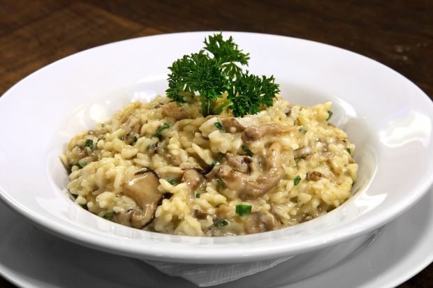 Risotto with chicken and mushrooms in cream sauce – a simple and delicious recipe, how to cook step by step