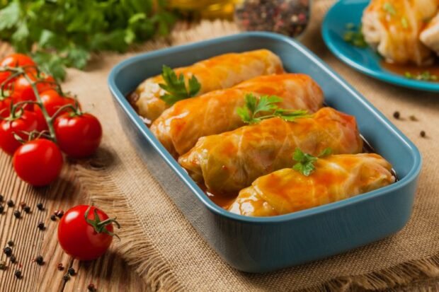 Dietary cabbage rolls with rice and mushrooms – a simple and delicious recipe, how to cook step by step