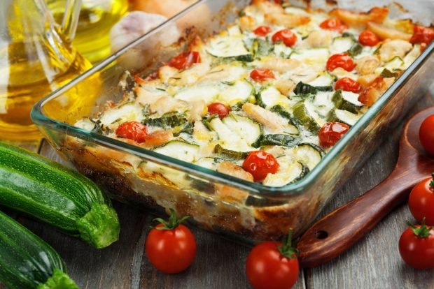 Zucchini casserole with chicken and cherry tomatoes is a simple and delicious recipe how to cook step by step