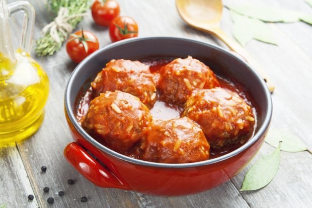 Meatballs in pots – a simple and delicious recipe, how to cook step by step