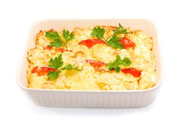 Cauliflower casserole with tomatoes is a simple and delicious recipe, how to cook step by step