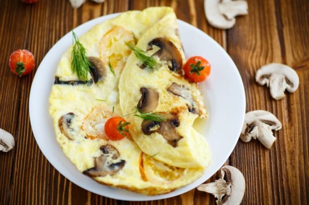 Omelet with champignons steamed – a simple and delicious recipe, how to cook step by step