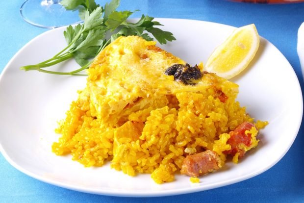 Rice casserole with chicken curry is a simple and delicious recipe, how to cook step by step