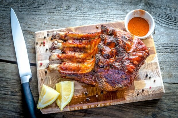 Pork ribs with honey and curry