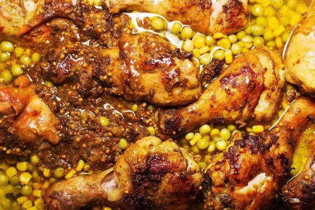 Chicken legs with corn and green peas – a simple and delicious recipe, how to cook step by step