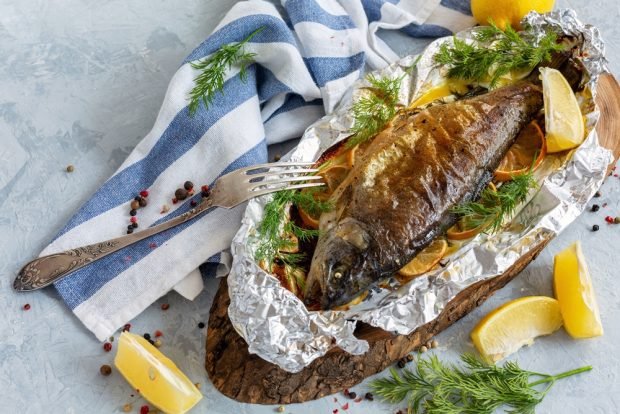 Baked trout in foil is a simple and delicious recipe, how to cook step by step