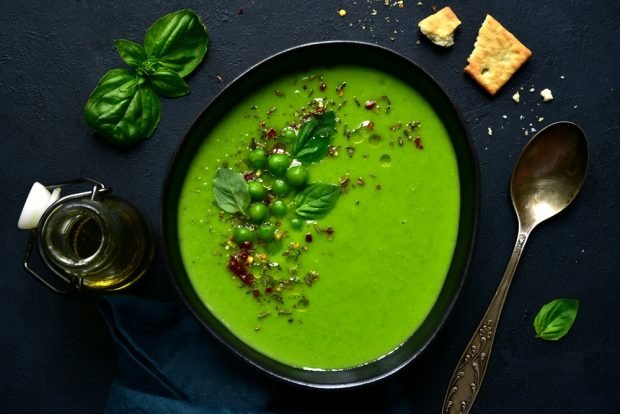 Cream soup of zucchini and green peas – a simple and delicious recipe, how to cook step by step