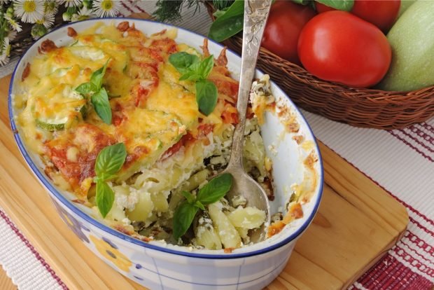 Zucchini casserole with pasta is a simple and delicious recipe, how to cook step by step