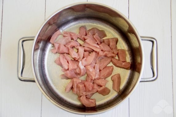 Soup with pork and vermicelli: photo of recipe preparation, step 1